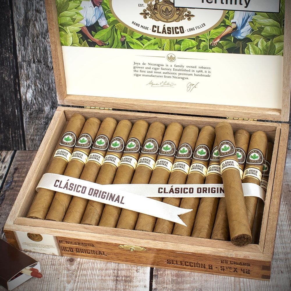 Joya de Nicaragua Clasico Seleccion B Cigars โ Box of 25